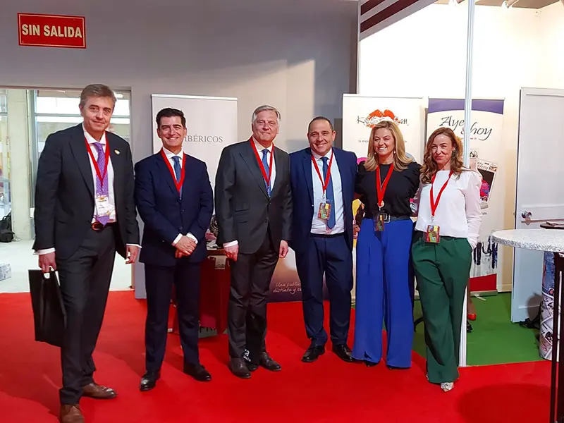 Muy concurrido el stand de Ayer&hoy en Fenavin