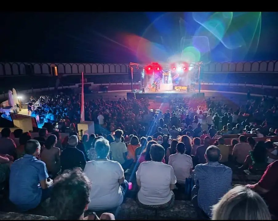 Semana de la Juventud, musical 80 y 90s