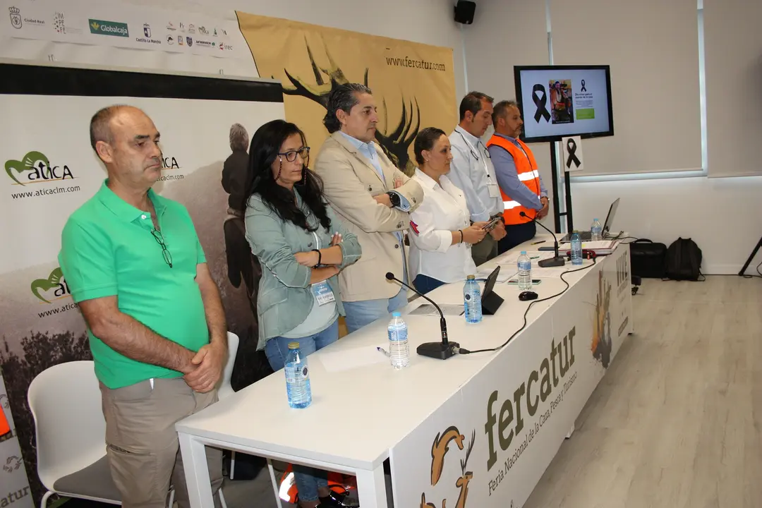 Asamblea Atica,minuto silencio