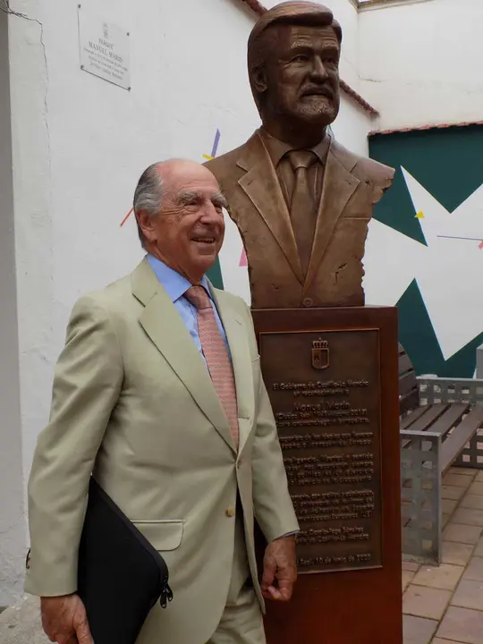 estatua-ram&oacute;n-de-miguel