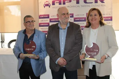 Blanca-Fern&aacute;ndez-en-Asamblea-Taxistas-CR-4-(002)