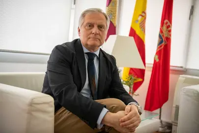 francisco-ca&ntilde;izares