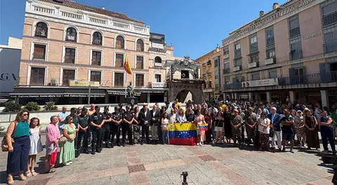 minuto-silencio-venezuela