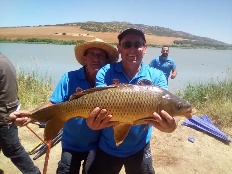 Miembros AD San Valentín-Concurso Pesca Deportiva