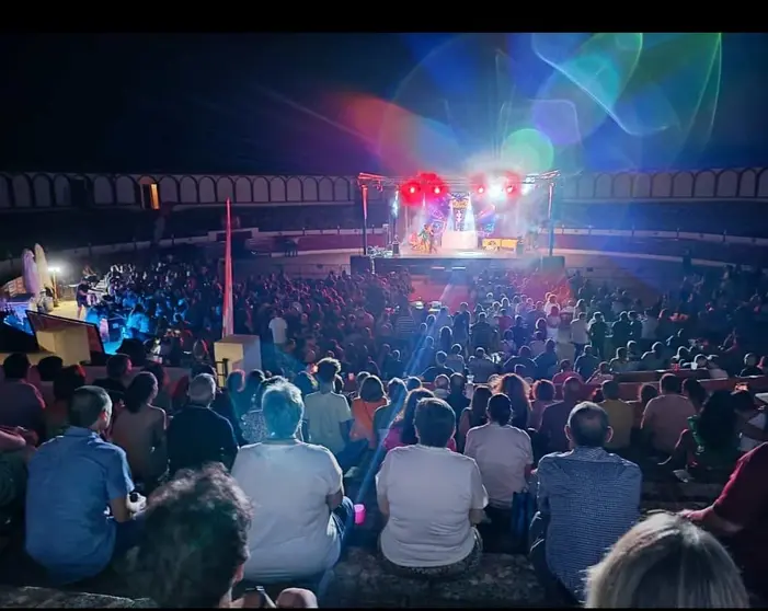 Semana de la Juventud, musical 80 y 90s