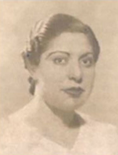 Elvira Fernández-Almoguera Casas nació el 20 de Agosto de 1907 en Herencia (Ciudad Real).