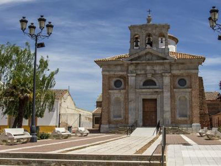 Iglesia Parroquial de la Purísima Concepción de Almuradiel. Fuente: cultura.castillalamancha.es