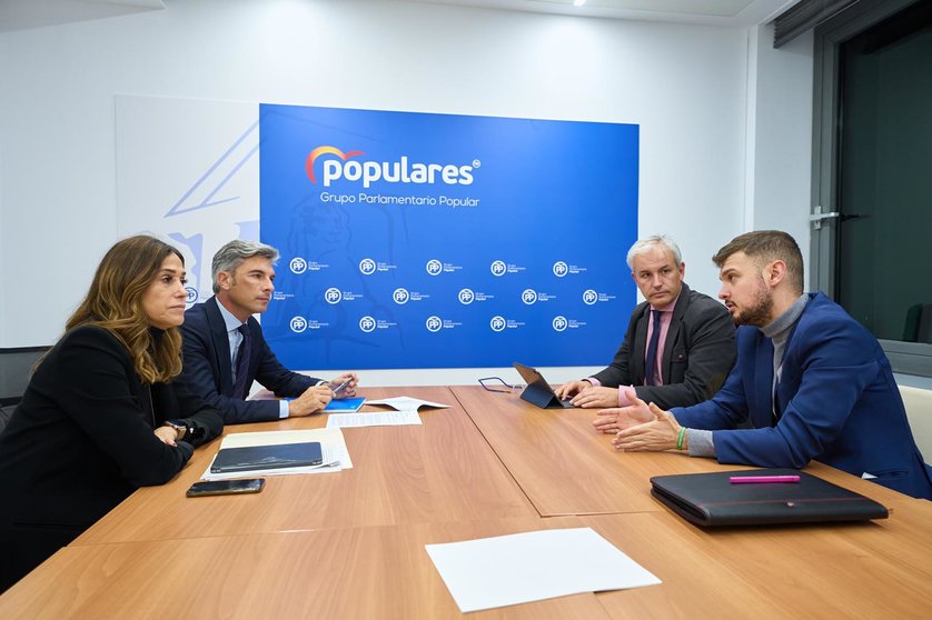 foto reunion romero y callejas con presidente usuarios avant cr