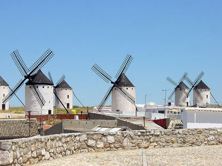 Los Molinos de Campo de Criptana. Fuente: es.wikipedia.org