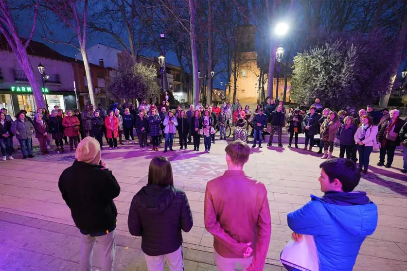 Concentración y lectura de manifiesto en Argamasilla de Alba.