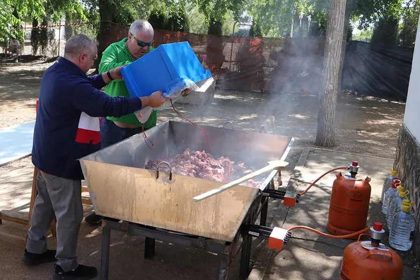 Preparando-la-caldereta