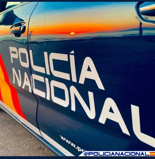 EuropaPress_4746622_coche_patrulla_policia_nacional_foto_archivo