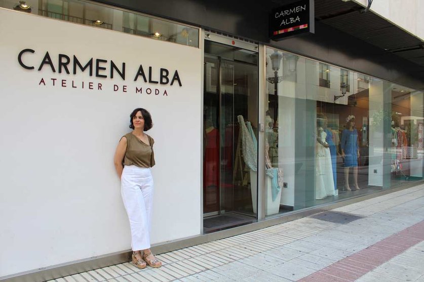 Carmen-Alba-fachada-tienda
