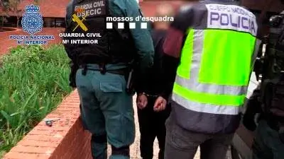 policía