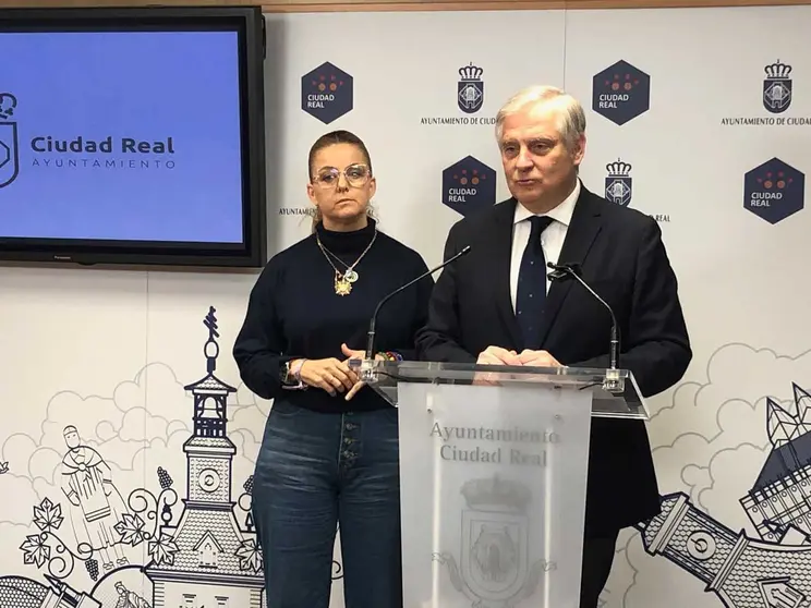 Cañizares-y-Sánchez-en-rueda-de-prensa-(002)