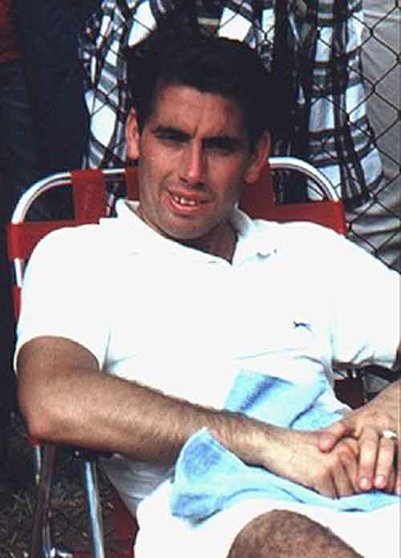 El tenista Manolo Santana. Fuente: es.wikipedia.org
