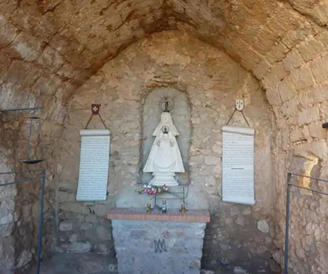 Capilla del Castillo de Peñarroya. Fuente: turismocastillalamancha.es