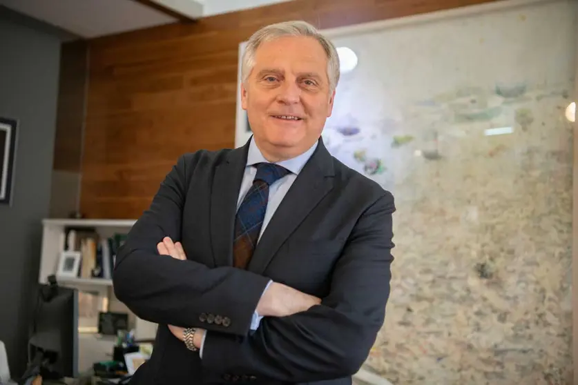 paco-ca&ntilde;izares