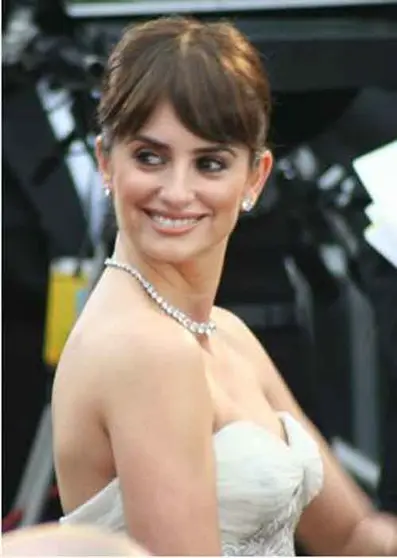 Penélope Cruz en los Oscar 2009. Fuente: es.wikipedia.org