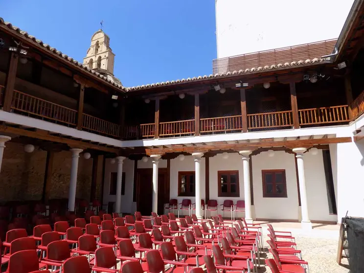 patio-de-comedias