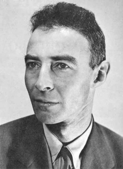 Retrato de Oppenheimer en 1944. Fuente: es.wikipedia.org