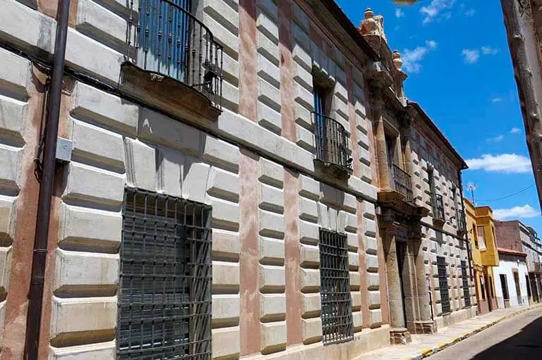 Casa-Academia-de-Minas-de-Almaden-(002)