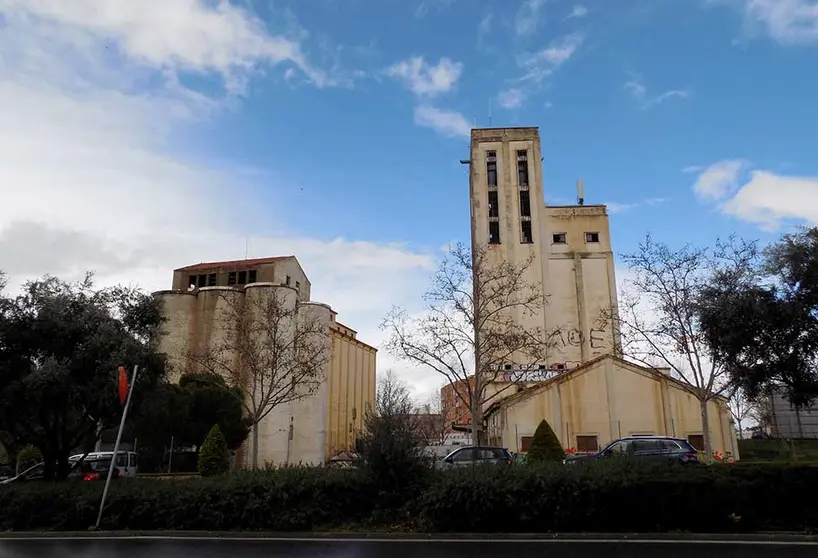 silos