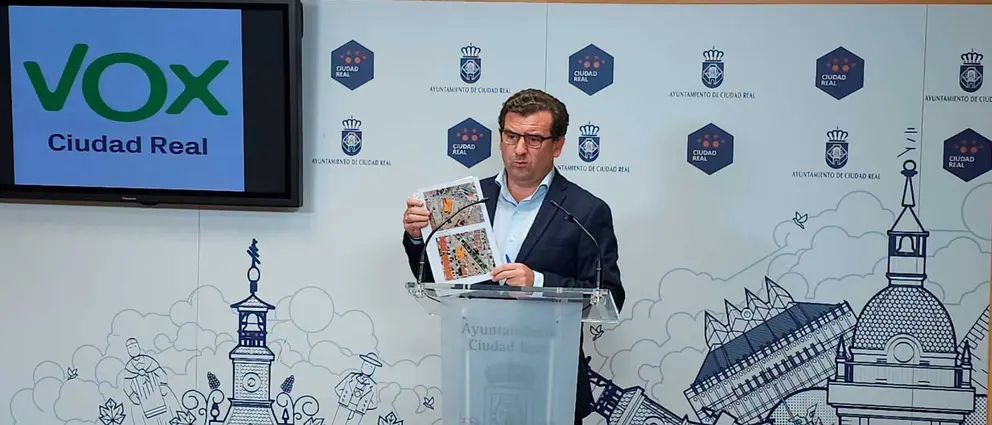 ricardo-chamorro-en-rueda-de-prensa