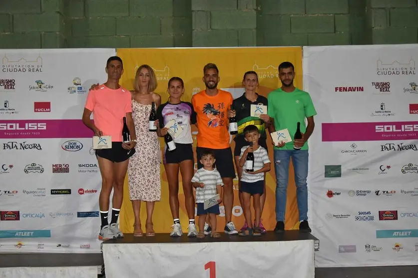 podium-antorchas