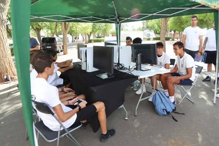 jovenes-con-raiz-2