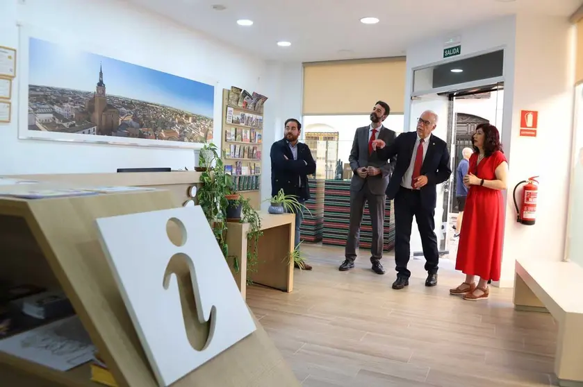 oficina-turismo-manzanares-1