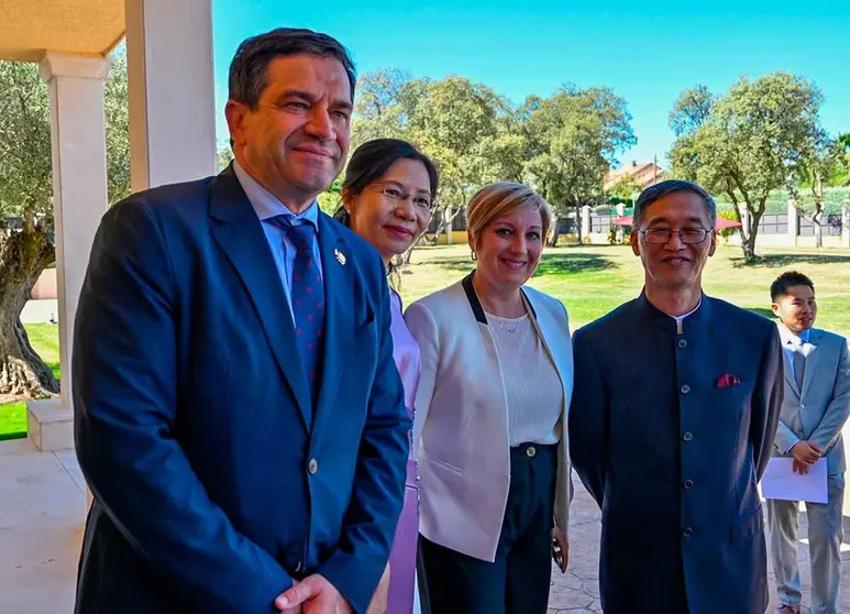 embajador-china-valverde