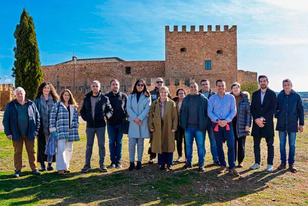 campo-montiel-destino-tur&iacute;stico-starlight