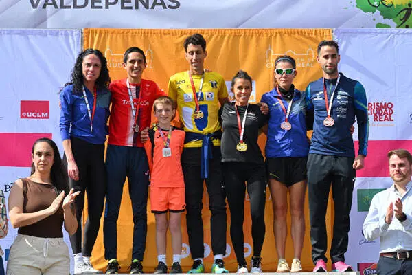 podium-valdepe&ntilde;as