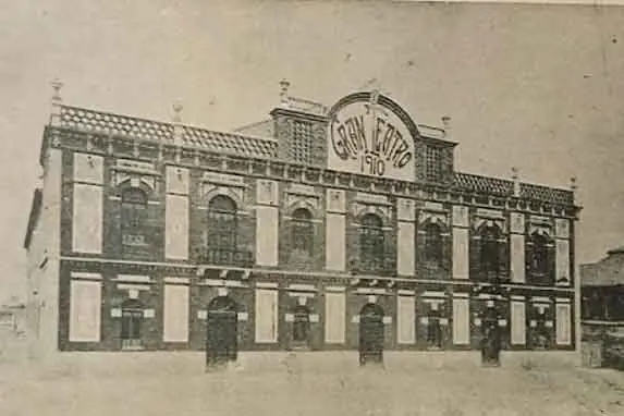 Antigua imagen del Gran Teatro de Manzanares. Fuente: manzanareshistoria.es