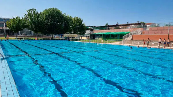 piscinas-valdepe&ntilde;as