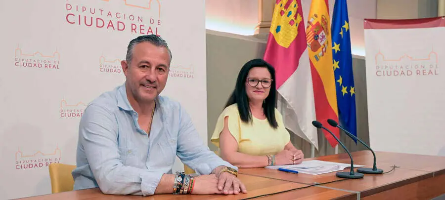 dipu-roc&iacute;o-zarco-adri&aacute;n-fern&aacute;ndez