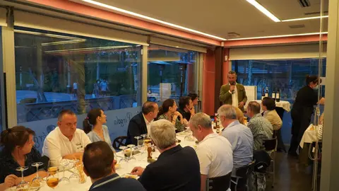 Cena-maridaje en el Restaurante La P&eacute;rgola.