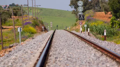 V&iacute;a_del_tren_(l&iacute;nea_Ciudad_Real-Badajoz)