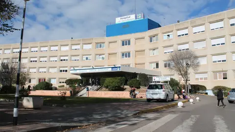 EuropaPress_1615981_castilla_mancha_el_hospital_puertollano_becado_sociedad_espanola