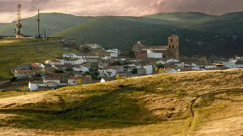 Panor&aacute;mica paisaj&iacute;stica de Mestanza y su entorno