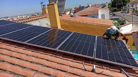 1638445384679AutoconsumoEnergiaCasasESTA