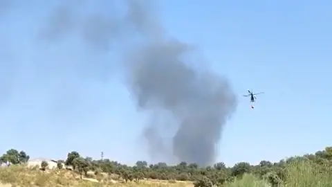 EuropaPress_4579350_incendio_azucaica