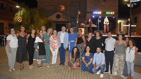 La pregonera de las fiestas fue Gema Camacho Ordo&ntilde;ez, Dulcinea de 2018 y vecina de la pedan&iacute;a, que fue arropada por la alcaldesa de Ciudad Real, Eva Mar&iacute;a Mas&iacute;as, as&iacute; como por el alcalde de Valverde, Federico Marug&aacute;n, y varios representantes de la Corporaci&oacute;n Municipal.