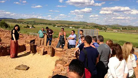 El yacimiento &iacute;bero Cerro de las Cabezas ofrecer&aacute; visitas guiadas en su yacimiento y centro de interpretaci&oacute;n los d&iacute;as 29, 30 y 31 de julio.