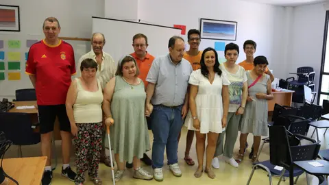 Algunos participantes y monitores junto a Prado Z&uacute;&ntilde;iga