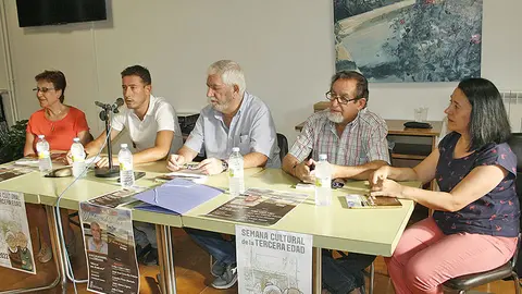 Un momento de la presentaci&oacute;n del libro en Bola&ntilde;os de Calatrava.