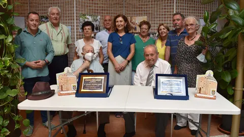 homenaje a la persona de mayor edad