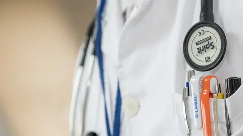 doctor-563428_960_720