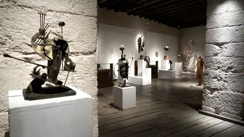Campo de Criptana recuerda la obra de Eloy Teno con la exposici&oacute;n retrospectiva que puede visitarse en El P&oacute;sito hasta el pr&oacute;ximo 27 de noviembre.
